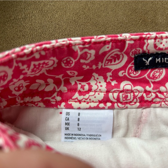 American Eagle shorts -size 8 perfect condition - Picture 4 of 5